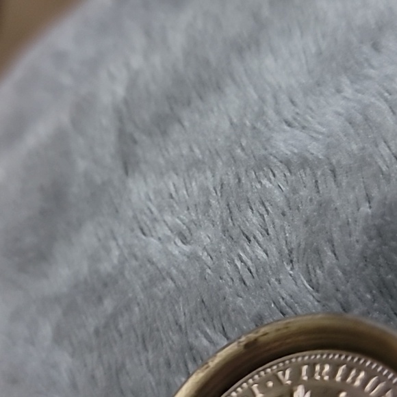 Vintage Metal Button - Picture 4 of 4